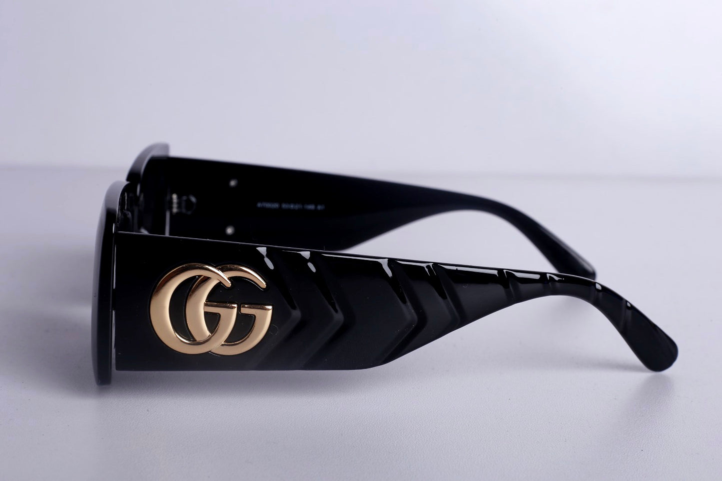 Gucci Matelasse 90s Rectangular Sunglasses